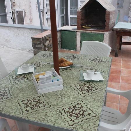 Camere Dieci Maggio- Beb Dory, Nemo, Guizzo Ponza Exterior foto